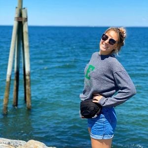 Meet your Posher, Kaitlynd